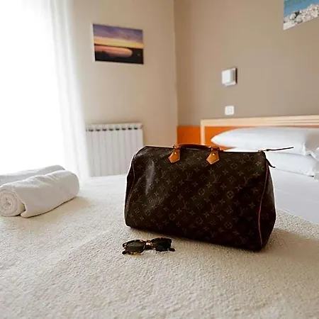 Hotel Holiday Vasto