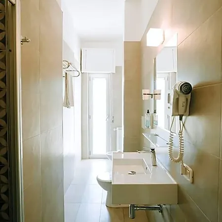 Hotell Hotel Holiday Vasto